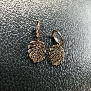 Gold Leaf Dangle Earrings